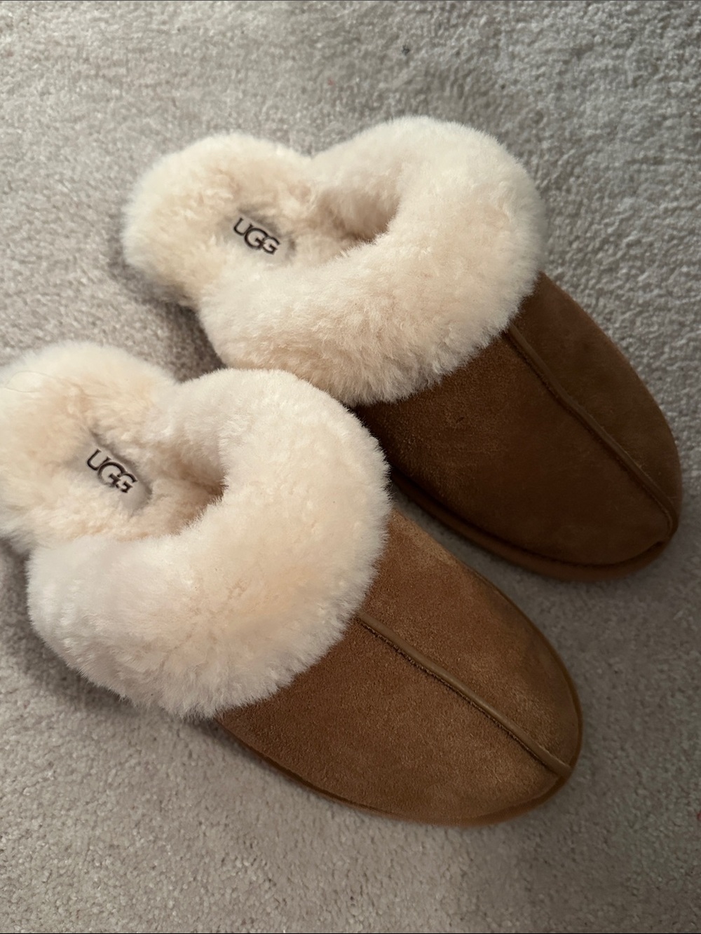 UGG Scuffette II Women’s Chestnut Suede Shearling Mule Slippers US 8 Like New